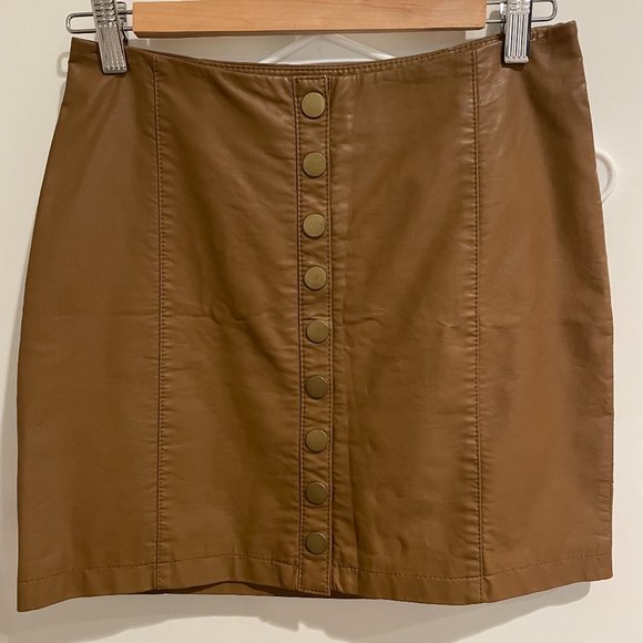 Free People Vegan Leather Mini Skirt - Size 4 - Picture 1 of 5
